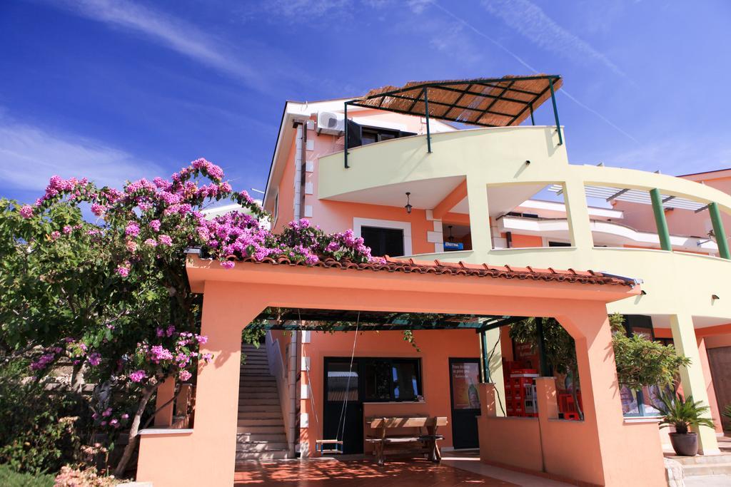 Villa Pavla Klek Exteriör bild